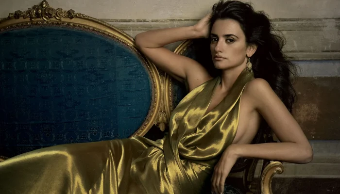 Nikad Seksipilnija Penelope Cruz Odu Evila Fotkama U Korzetu Od Lateksa