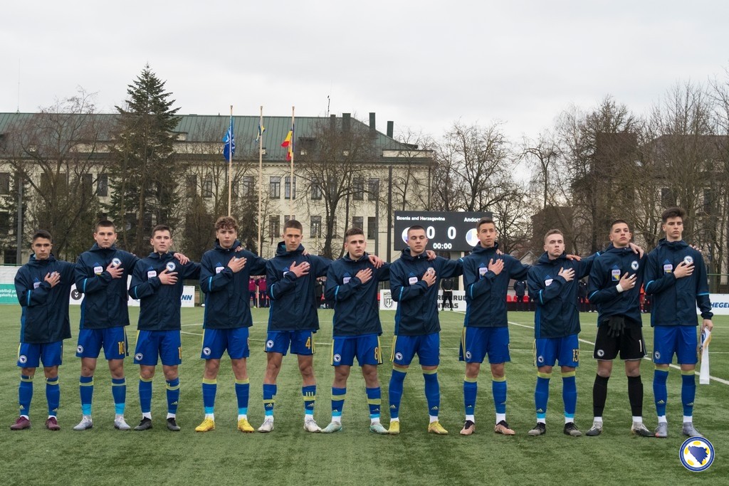 Slavlje U-16 nogometne reprezentacije BiH na razvojnom turniru u Kaunasu