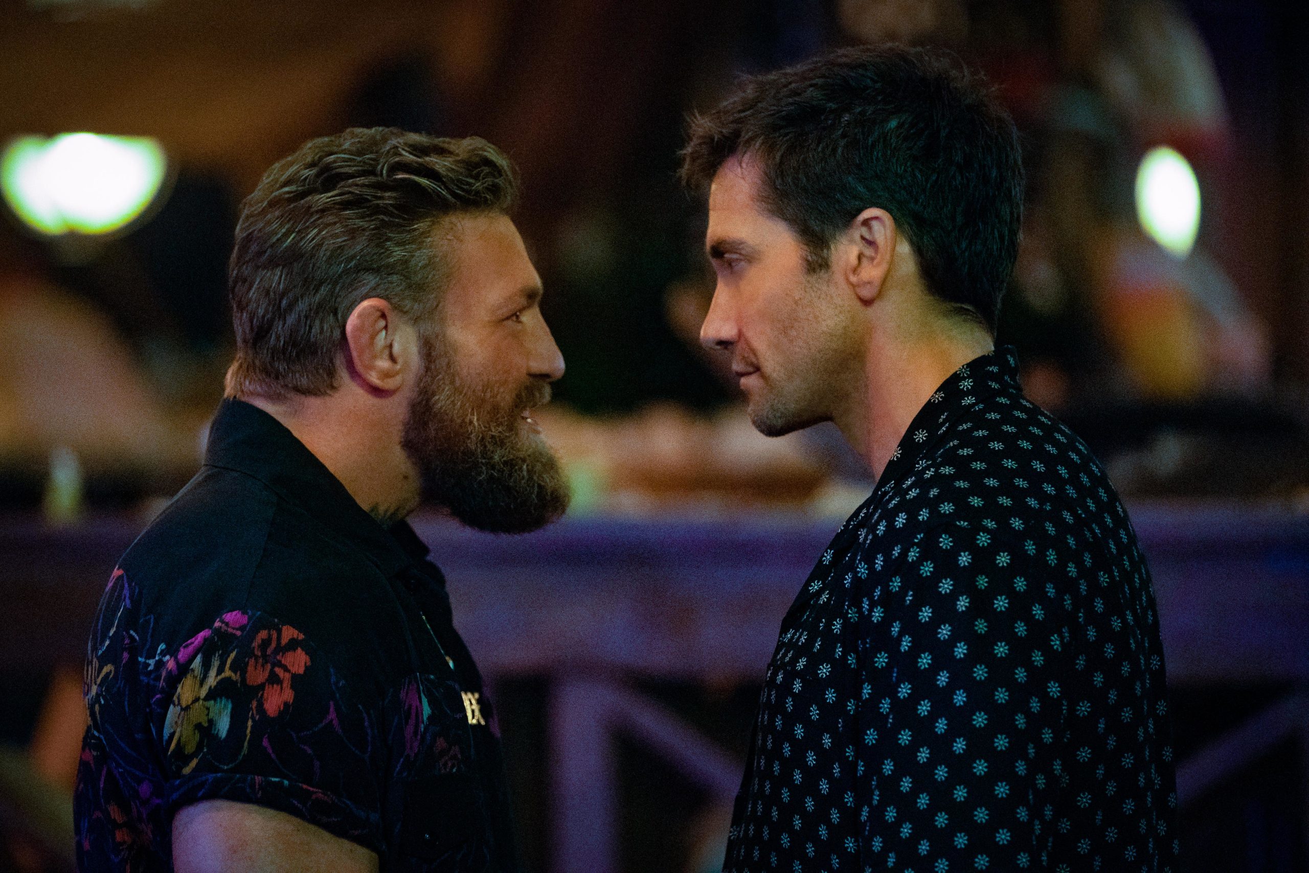 Kultni film iz 80-ih u novom ruhu: Jake Gyllenhaal i Conor McGregor nam donose prvoklasnu zabavu