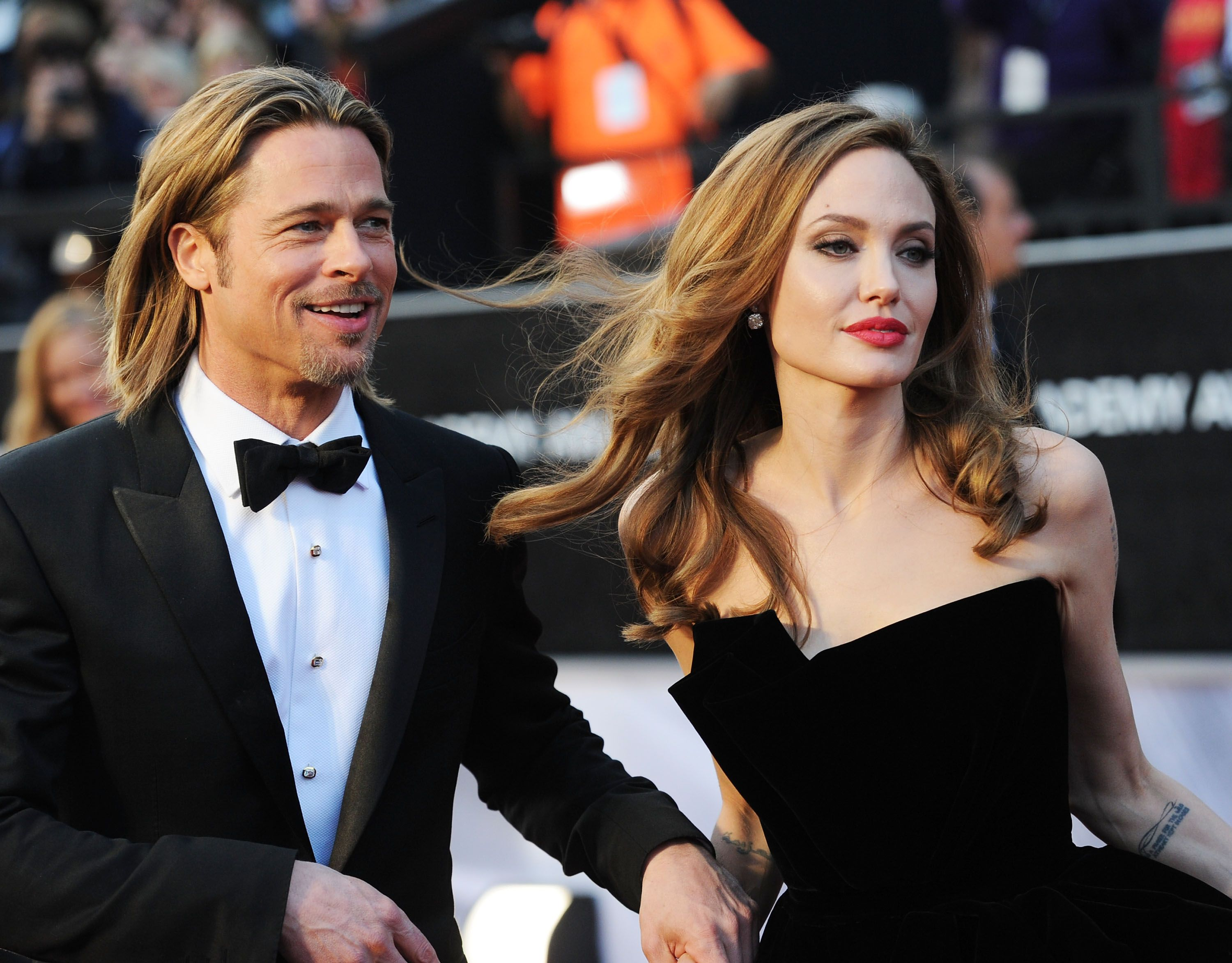 “Rat roze vina” Angeline Jolie i Brada Pitta se nastavlja