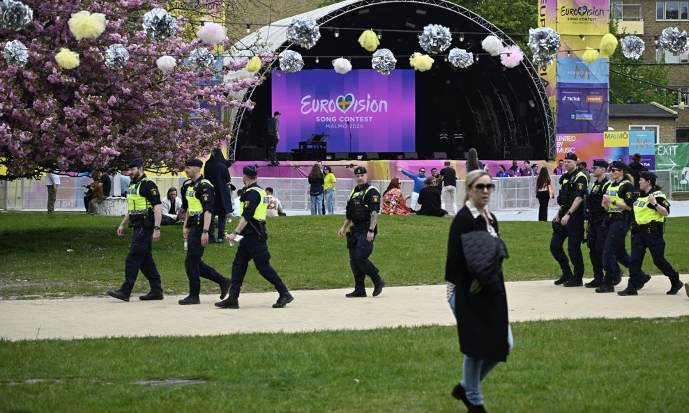 Zvanično otvoren Eurosong: Nikad više policije oko dvorane