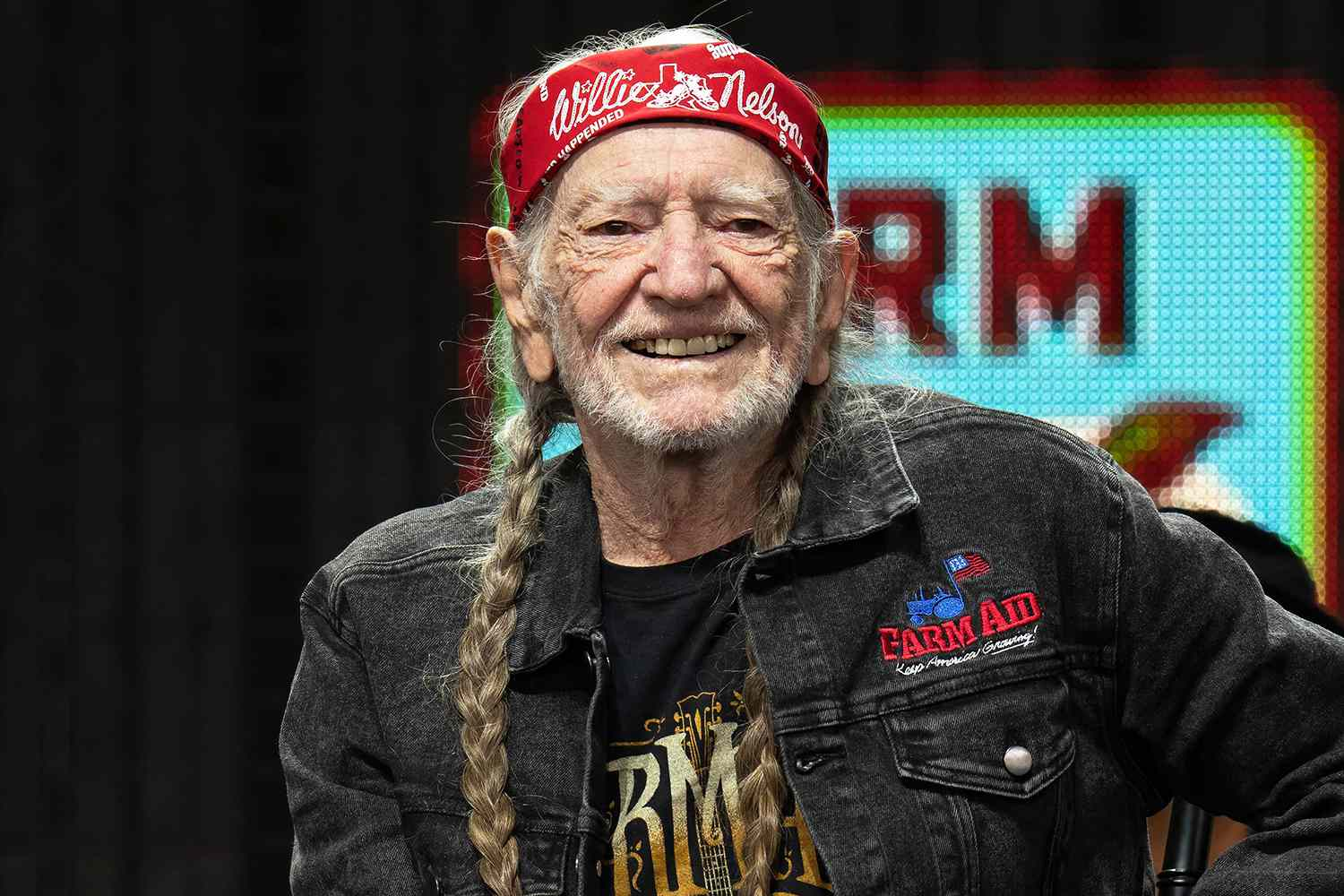 Willie Nelson (91) uskoro objavljuje novi album, ali i knjigu recepata sa kanabisom