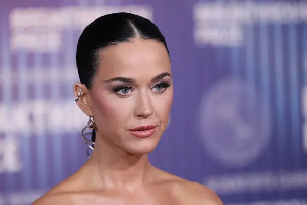 Katy Perry omalovažava ljude koji rano napuštaju njenu svečanu svirku