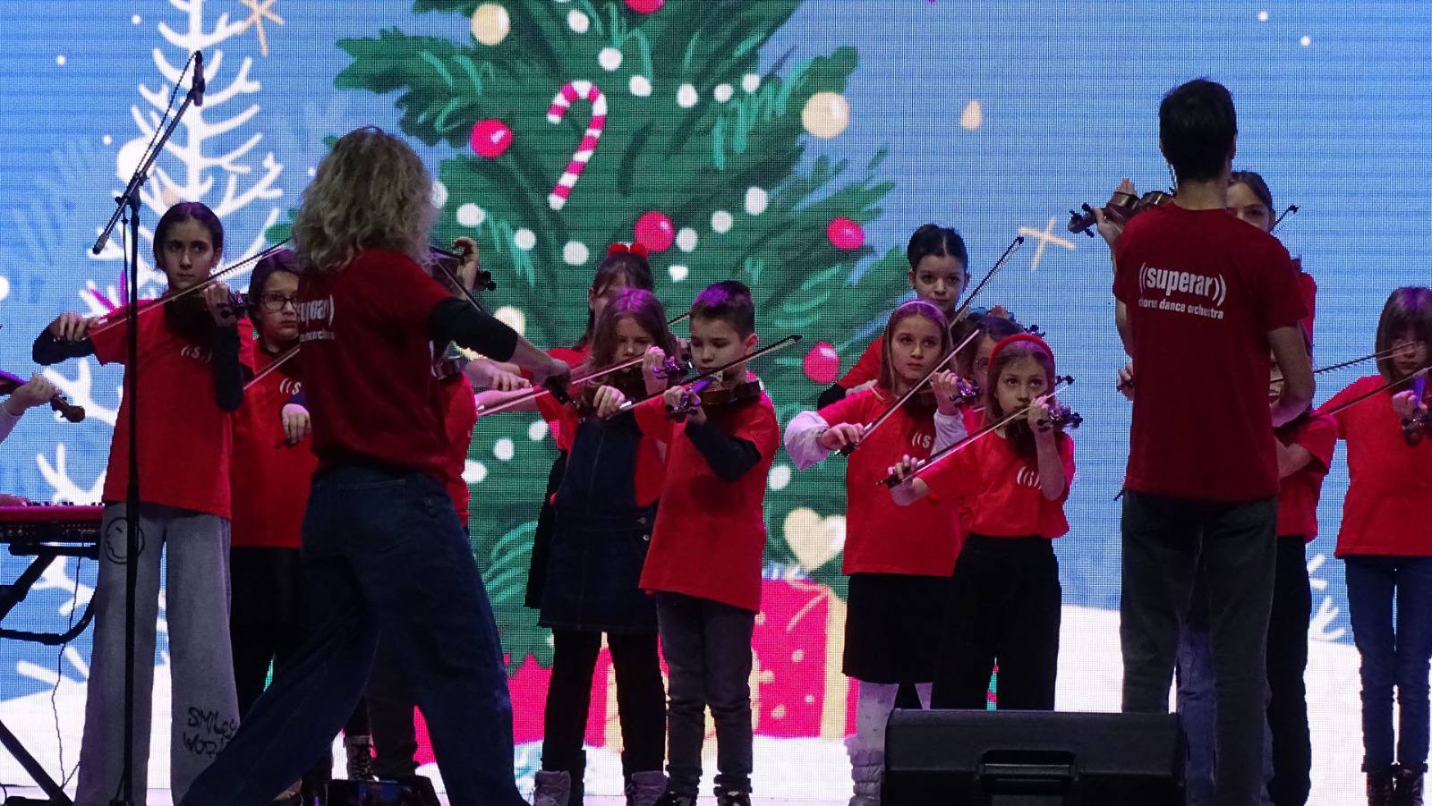 Održan tradicionalni zimski koncert dječijeg hora Superar – WINTERFEST!