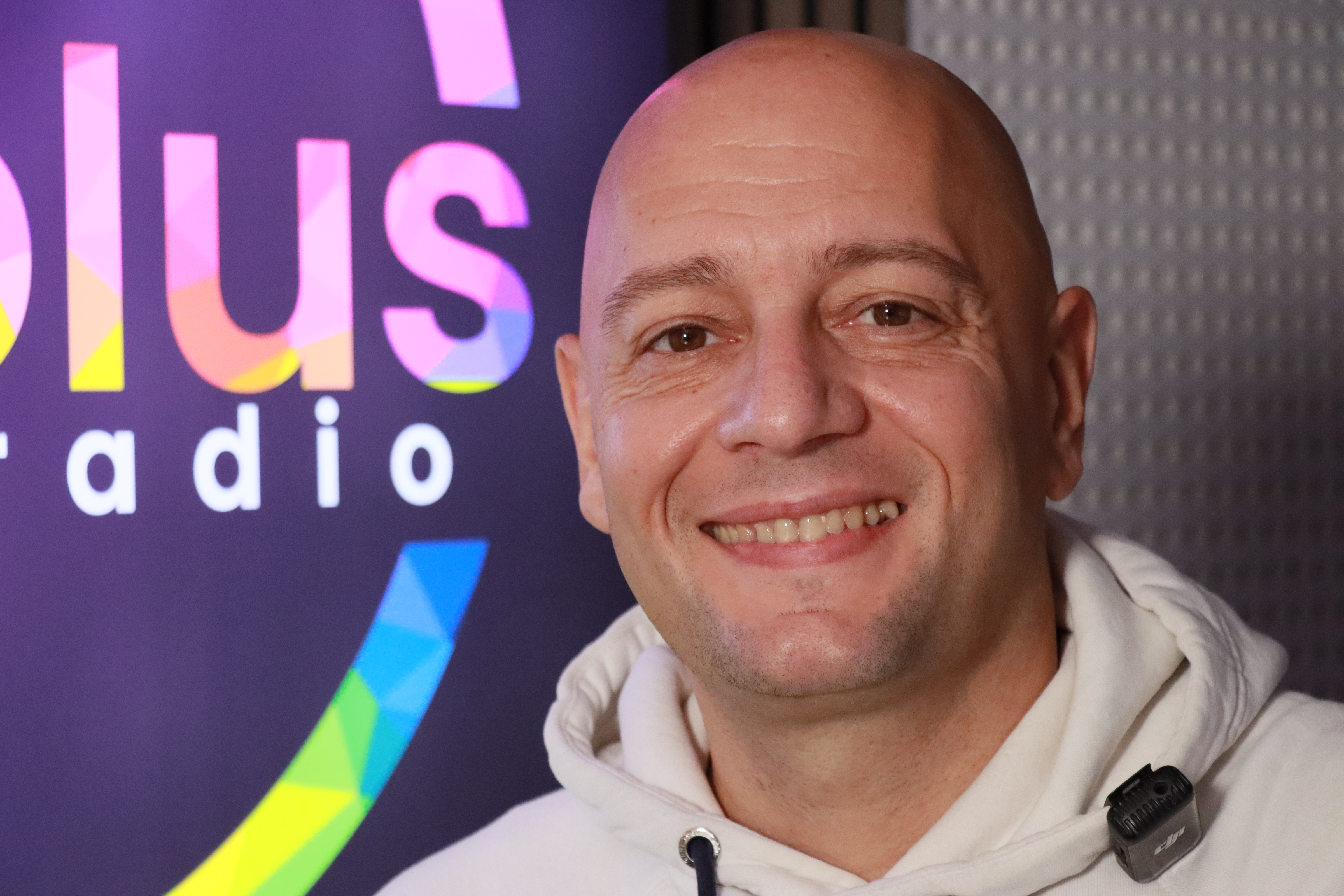 (VIDEO) Šaćir Ameti u jutarnjem programu Radija M plus – Uskoro promocija nove pjesme i spota