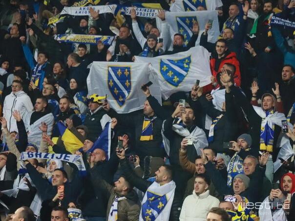 Na Bilinom polju skoro 12.000 navijača bodrilo BiH u slavlju nad Rumunijom