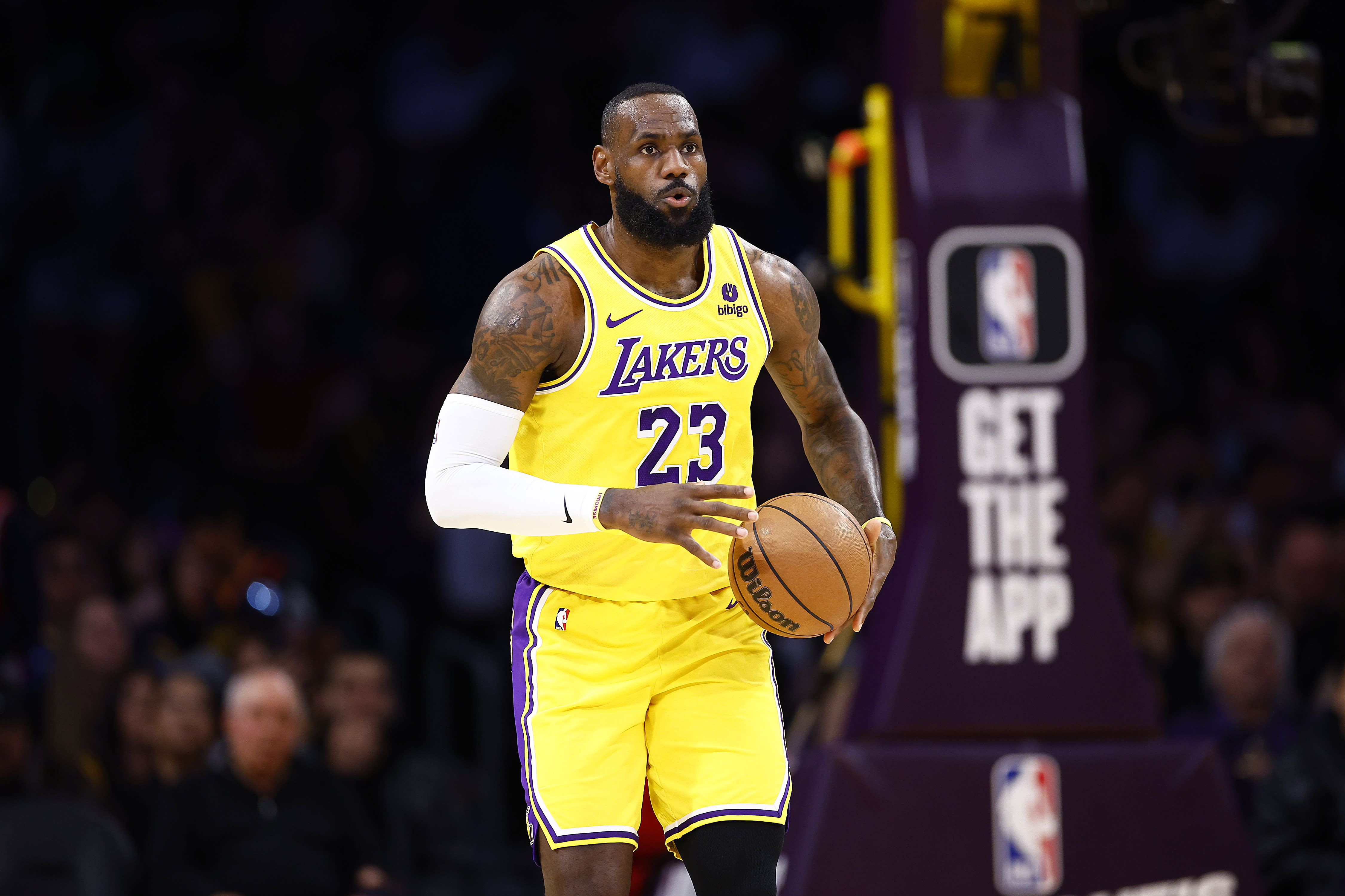 LeBron James uskoro na parketu