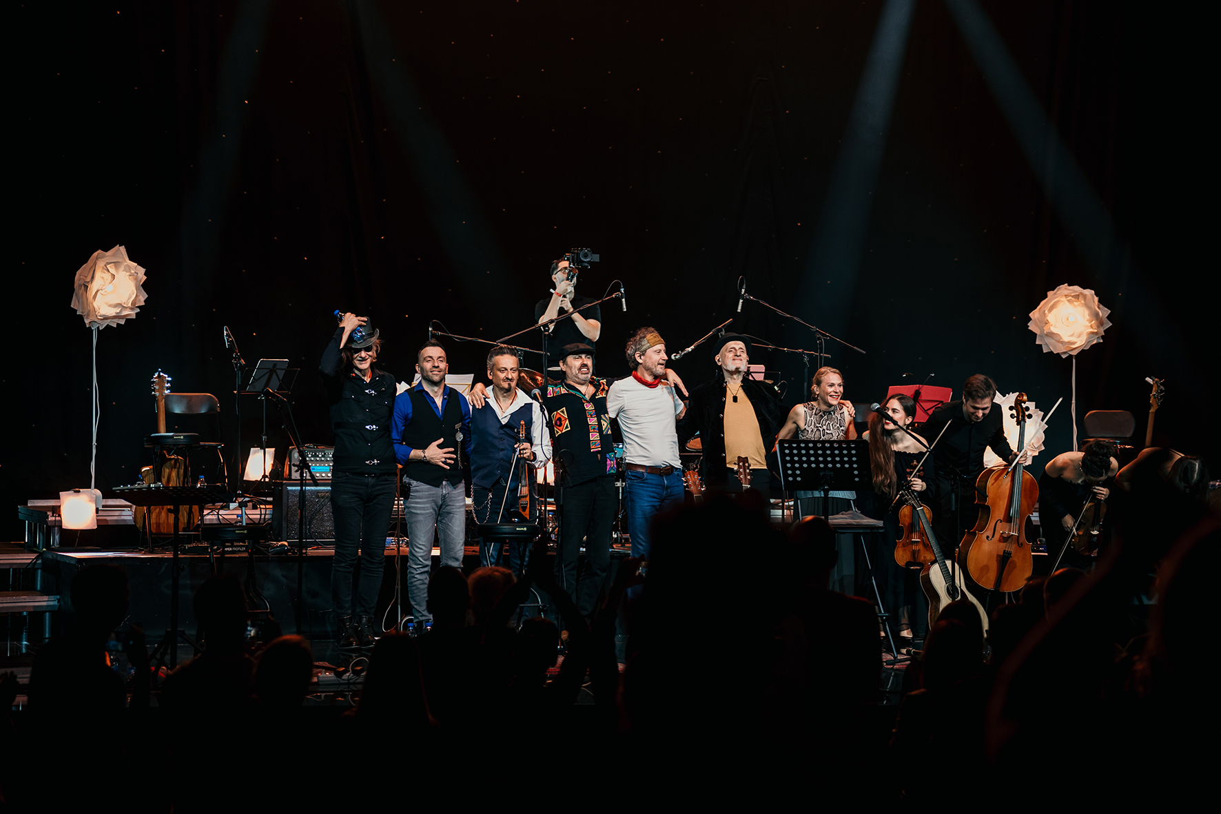 Zabranjeno pušenje s gudačkim kvartetom “Takvim sjajem” obasjalo Beograd