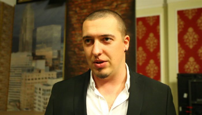 1589906043_amar-gile-posle-4-godine-stavio-tacku-na-brak