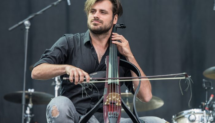 2017_RiP_-_2Cellos_-_Stjepan_Hauser_-_by_2eight_-_8SC1320