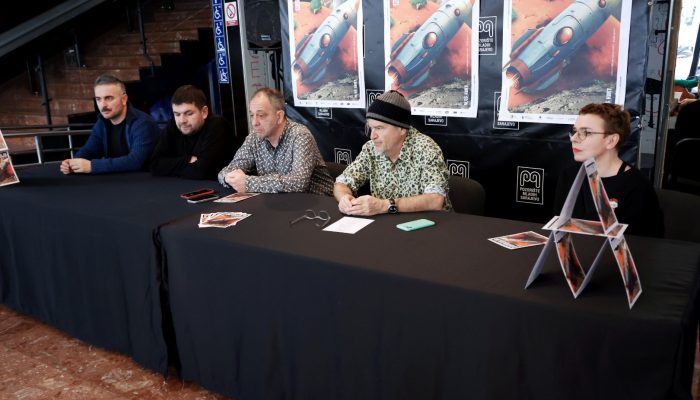 SARAJEVO, 29. januara (FENA) –Predstava „Doviđenja“ prema dramskom tekstu švicarskog pisca Antoinea Jaccouda u prijevodu Vladimira Pavlovića i režiji i Aleša Kurta premijerno će biti izvedena 30. januara  na sceni Pozorišta  mladih Sarajevo. (Foto FENA/Almir Razić)