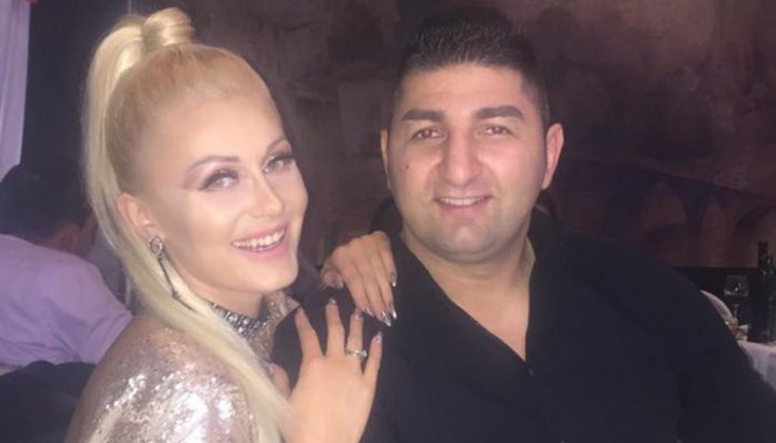 31EDA379-04C3-4F46-9A80-C0454585E253