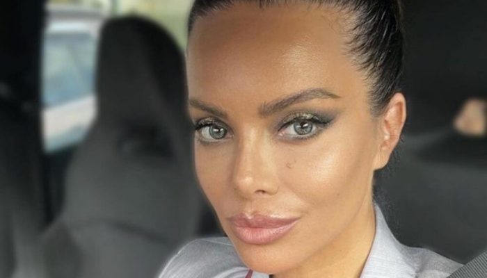 3230680_nikolinapisek_ff