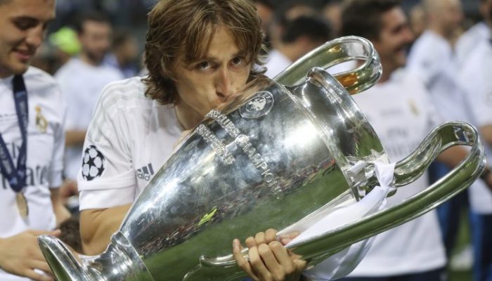 817337069757-750x533