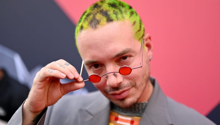 J-Balvin-at-2019-MTV-VMAs