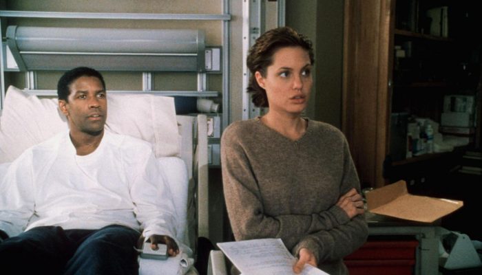 MV5BYmZhYmJiMzUtOTdhMi00YTIwLWE0NTQtZTg1OGEwMGMwNzlhXkEyXkFqcGc@._V1_