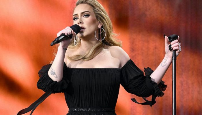 adele-reveals-the-reason-she-s-started-therapy-again-1670917670