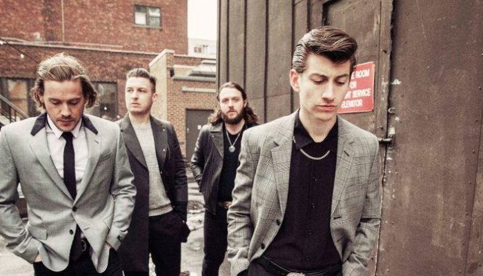 arctic-monkeys-810x405