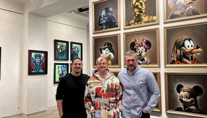 bh-umjetnici-amer-hadzic-i-denis-haracic-izlazu-u-beckoj-galeriji-hadzic-i-haracic-becka-galerija_67b87b40b7992