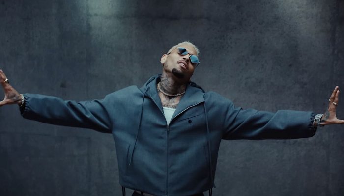 chris-brown-1586x891