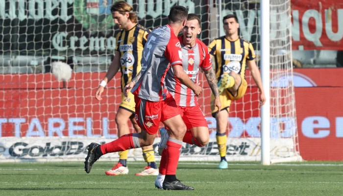 cremonese-juve-stabia-semifinale-playoff-di-serie-b