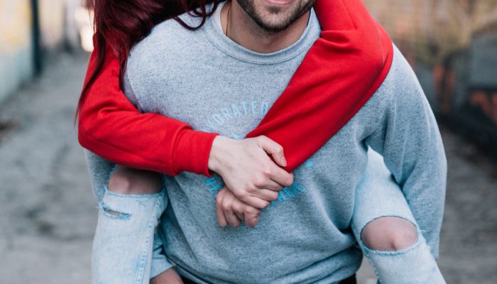 cute-couple-piggypack