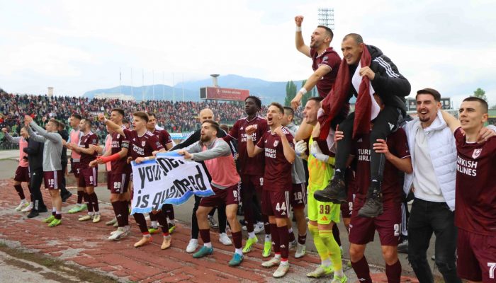 derbi-na-kosevu-sarajevo-slavilo-protiv-zeljeznicara-ucvrstili-poziciju-za-evropu-viber-slika-2025-04-27-17-19-21-660_680e4b0ddc9c7
