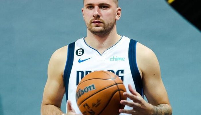 doncic-se-emotivnom-porukom-oprostio-od-dallasa-475114109-1182216303272101-5880053731780459359-n_67a07476068e0