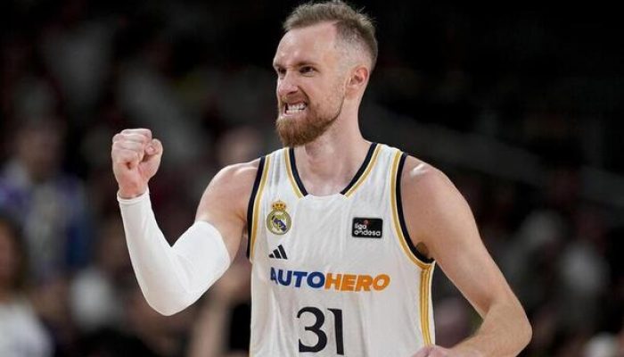 dzanan-musa-ima-novi-broj-u-realu-konacno-je-dosao-na-svoje-musa13ss_66a0d3da793b9