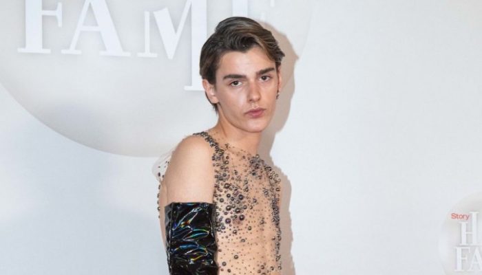 e1b1ffb5785444d5b70f08daa3a225dd