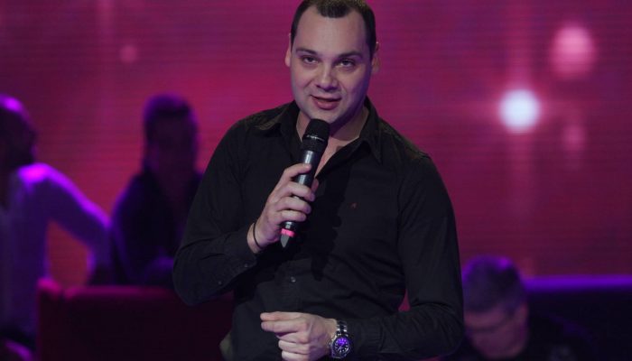 f2c8369c58db9f1ce1a27edc3d7b84c72c87b8ab