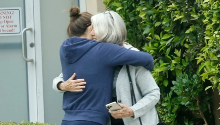 f87602f5-e369-44c5-9885-3fc05fe56f28