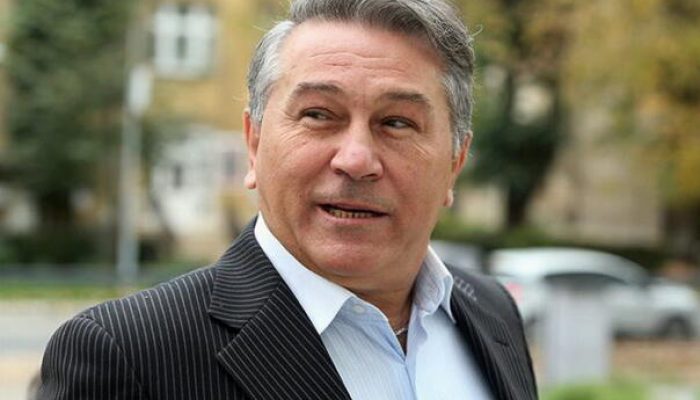 halidu-muslimovicu-plijene-imovinu-zbog-duga-od-45-000-eura-halid-muselimovic_67e51073a06fc