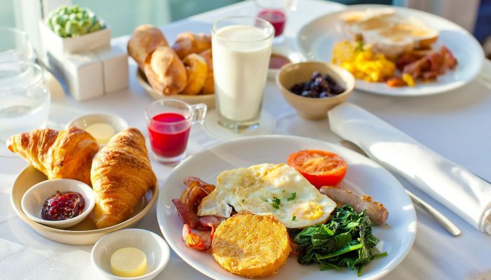 in-room-breakfast