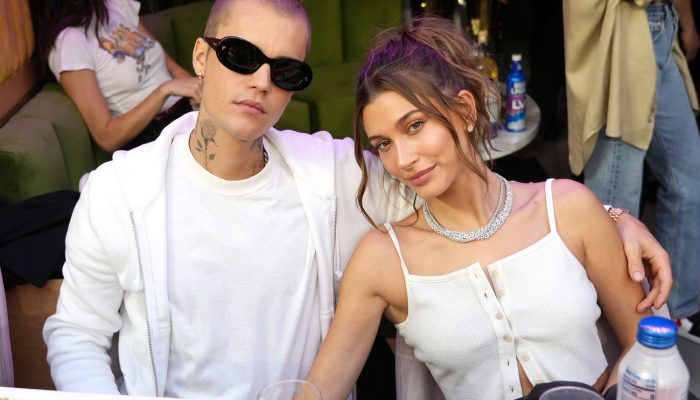 INGLEWOOD, CALIFORNIA - FEBRUARY 13: Justin Bieber and Hailey Bieber attend Super Bowl LVI at SoFi Stadium on February 13, 2022 in Inglewood, California. (Photo by Kevin Mazur/Getty Images for Roc Nation)