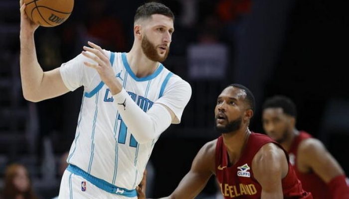 jusuf-nurkic-odigrao-fenomenalan-mec-protiv-lidera-nba-lige-nurkic_67cbe749e6f24