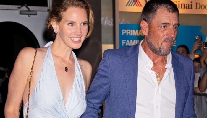 lana-del-rey-jeremy-dufrene-nyc-tout-090824-cfcf3124f4d64c25873f8e56b570ff9e