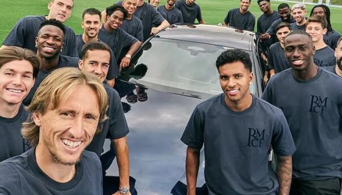 modric-dobio-zvijer-od-automobila-mbappe-i-ekipa-takodjer-zadovoljni-poklonom-luka_66f535370a7c6