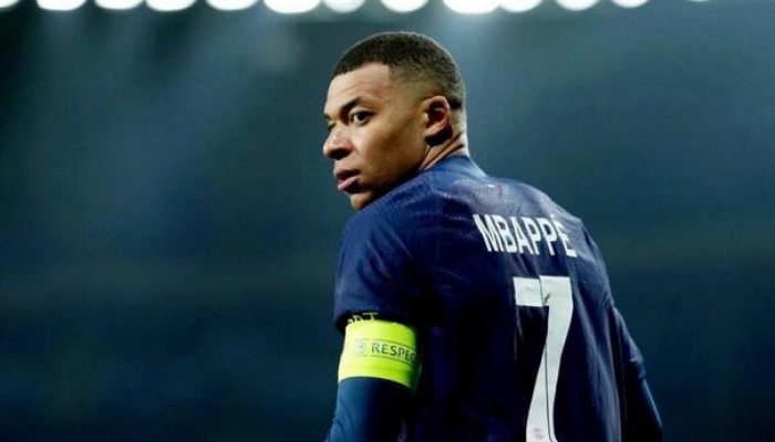 nije-fraza-kylian-mbappe-je-sinoc-doslovno-pocijepao-mrezu-mbapesk_65e82b33a1d3a