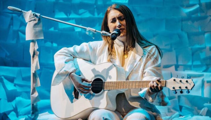 ova-pjesma-je-najveca-greska-eurosonga-svih-vremena-rosali_663e2c9f653ba