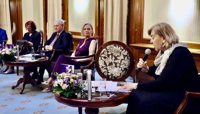 prof-dr-azra-husic-promovisala-dvije-knjige-djela-za-nove-generacije-doktora-knji1_68014132b9f38