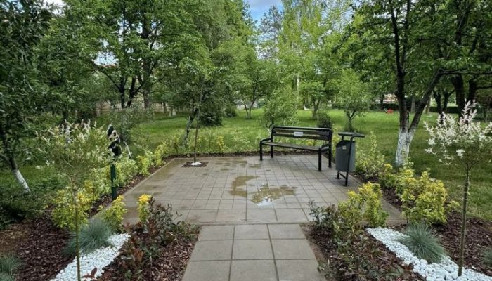 uredjen-alijev-kutak-u-znak-sjecanja-na-djecaka-koji-je-poginuo-na-putu-iz-skole-clipboard01_663a87390a801