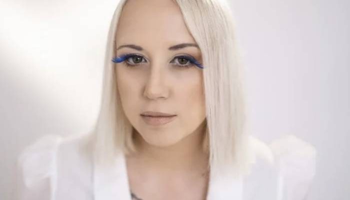 w660_561821_sassja_photo04_tajanadedistarovi_universalmusi