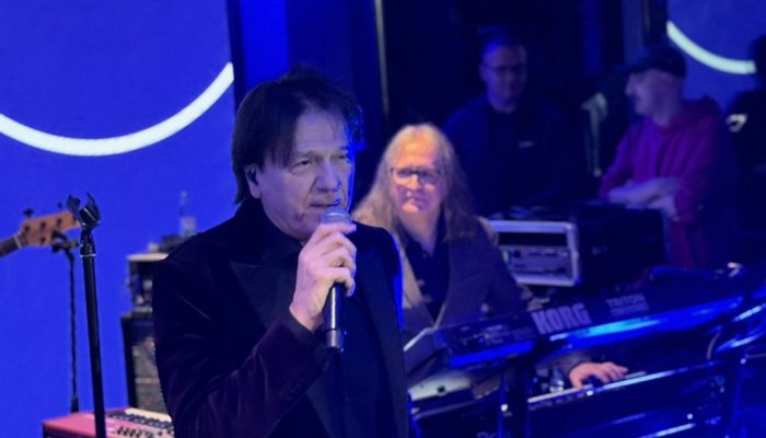 zdravko-colic-na-trebevicu-na-zabavi-povodom-40-godisnjice-zoi-zdravko-colic-trebevic-4_65cfbd1b75daa