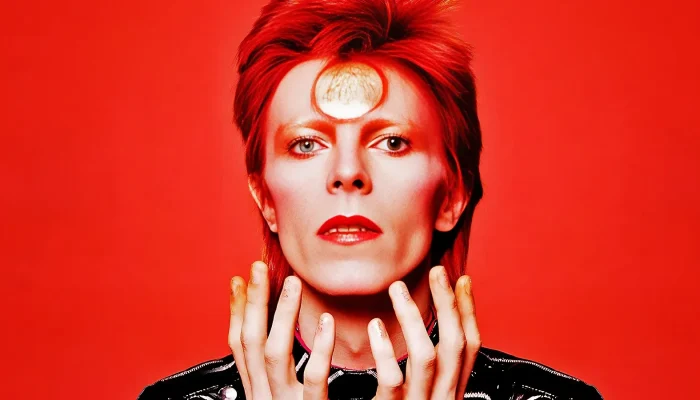 ziggy-stardust-the-spiders-from-mars-il-film-recensione_jpg_1600x900_crop_q85