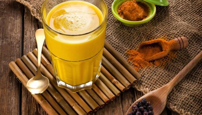 zlatno-mlijeko-badem-riza